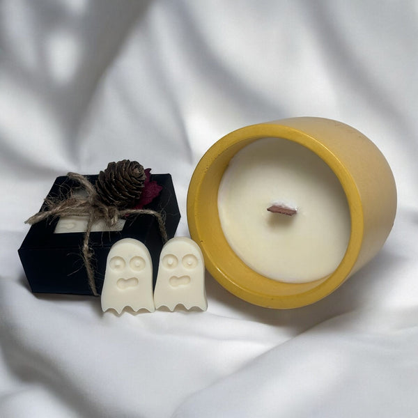 Classic Yellow Candle Jar, Mini - Ghosts.