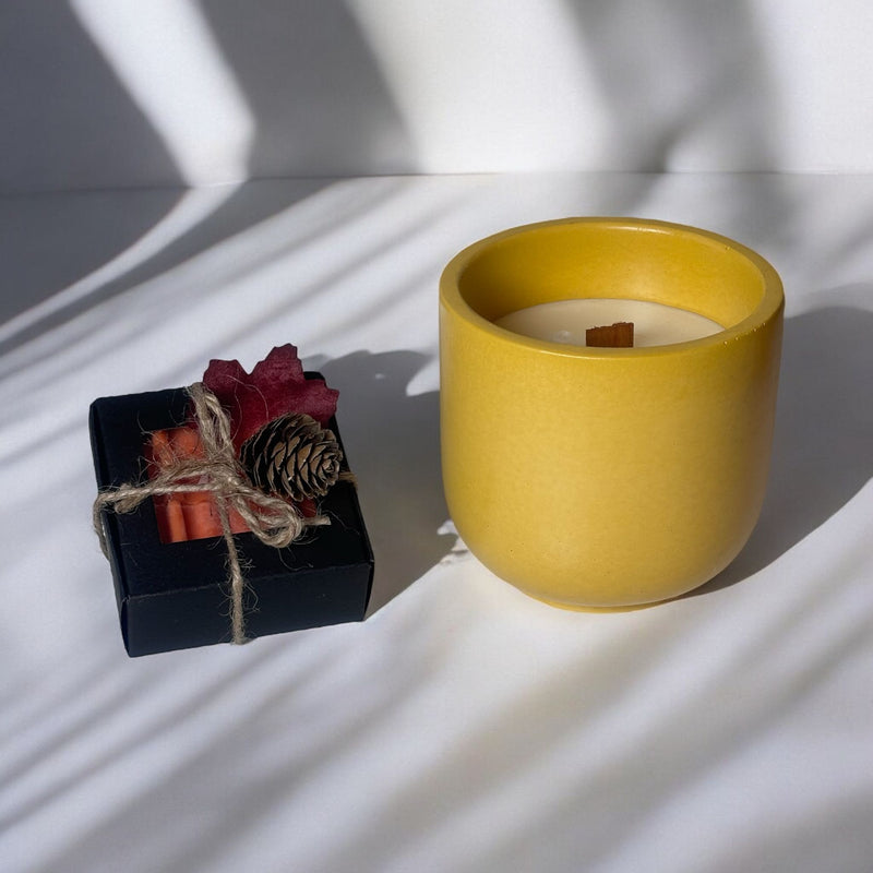 Yellow Classic Candle Jar, Pumpkin Wax Melts.