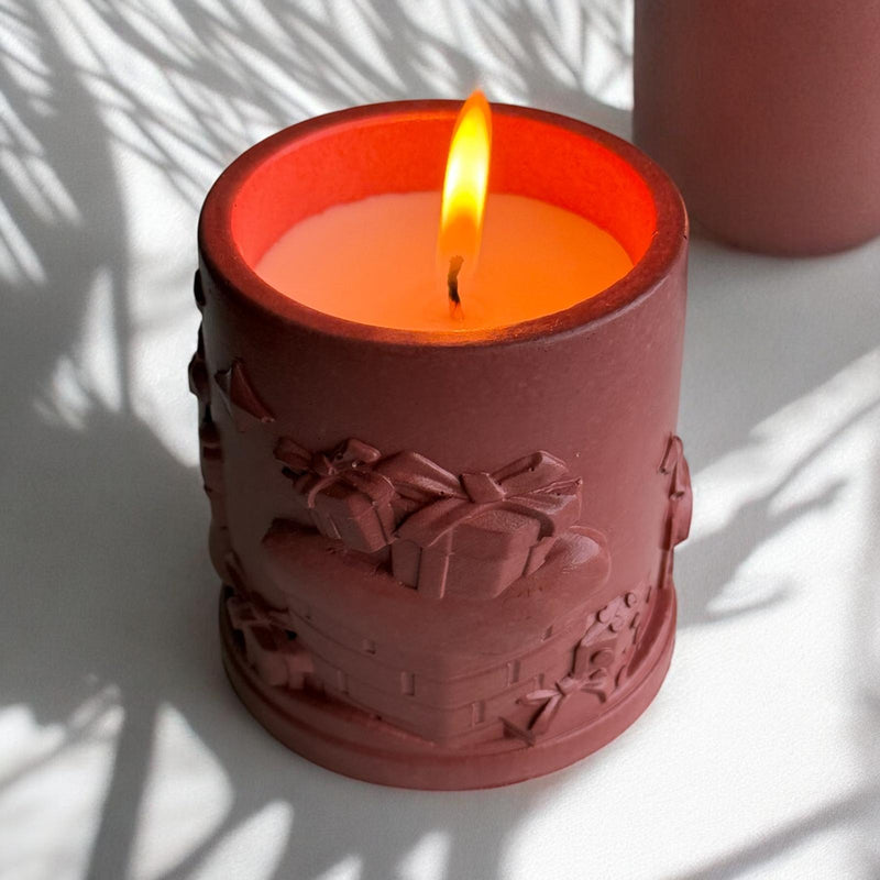  Candle.